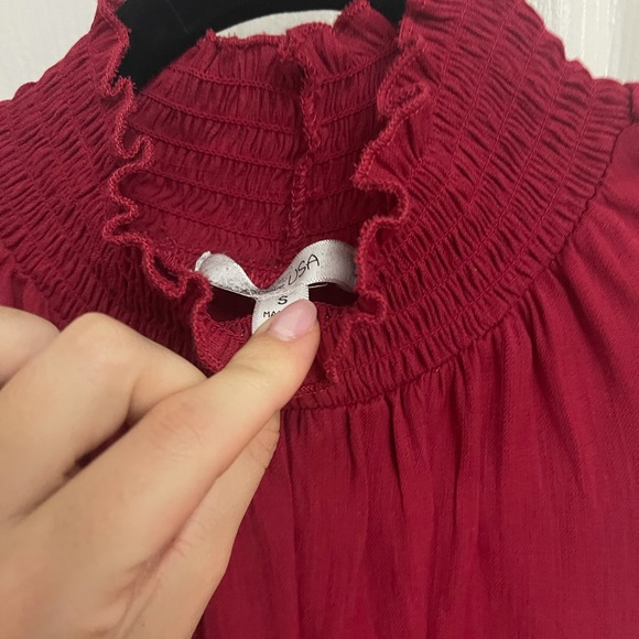 Red top - Picture 2 of 3